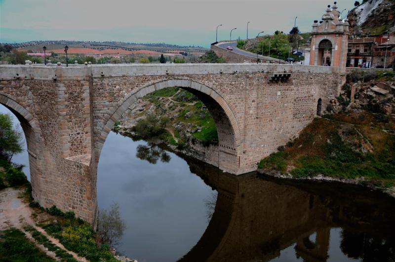 Puente de alcantara ( Toledo ) (Ana Mª Galvez Piquer)