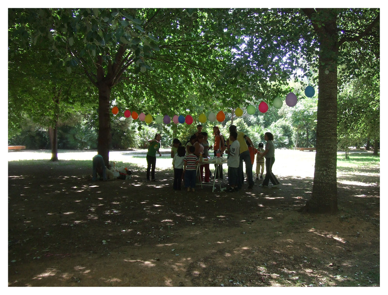 cumpleaños en el parque (Julián Nuévalos Montés)