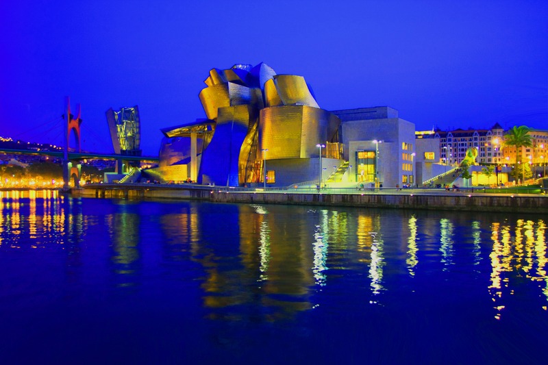 Guggenheim Bilbao (nocturno) (Jose Luis Gurrea Garcia)