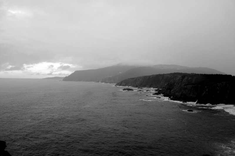 Acantilados, mar y niebla (Marta Muíña Bermúdez)