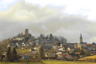 Avezac (Hautes-Pyr&eacute;n&eacute;es - Occitanie, Fr) - Vue du village (caminanteK)