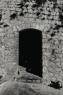 Portal des soto fosc  ( la entrada escondida de las murallas de Ibiza (ibzsierra)