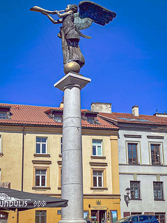 IMG-20260426-WA0027-2.jpg 1 . . L&rsquo;ange d&rsquo;Uzupis (yves62160)