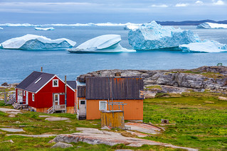 icebergs in the  back yard (yan08865)