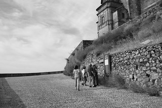 Lectura en la muralla... (B.Rufo)