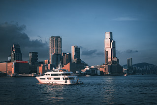Late Afternoon on Victoria Harbour II (marc.barrot)