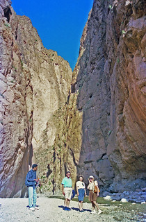 Garganta del Dodra, Marruecos, 1998. (Luis M&ordf; Lainsa)