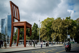 Broken Chair, Geneva (ROGOdesign)