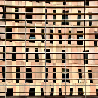 Urban reflections (bernard.saubot)