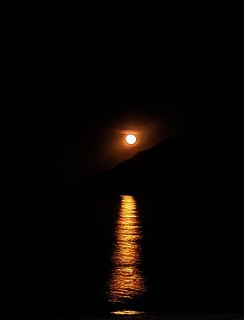 Luna roja del 30/06/2026 (Santos M. R.)