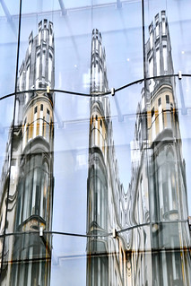 Urban reflections (bernard.saubot)