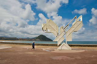 La  Paloma de la Paz  (Donostia/San Sebasti&aacute;n) (JLuis San Agust&iacute;n)