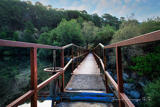 Puente de hierro (Jos&eacute; Antonio Domingo RODR&Iacute;GUEZ RODR&Iacute;GUEZ)