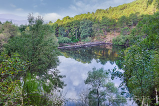 Embalse (Jos&eacute; Antonio Domingo RODR&Iacute;GUEZ RODR&Iacute;GUEZ)