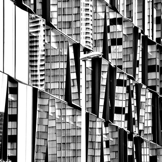 Urban reflections (bernard.saubot)