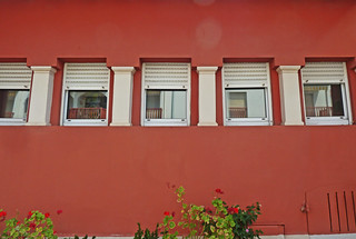 LA CASA ROJA. (Luis M&ordf; Lainsa)
