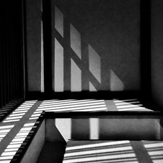 Light and shadow play (bernard.saubot)