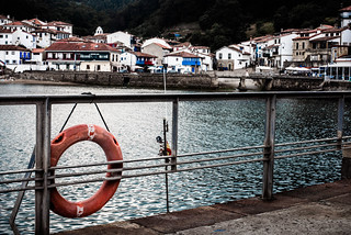 Tazones (Saur&iacute;)
