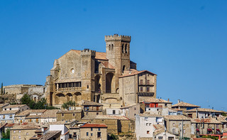 Iglesia fortaleza de Uju&eacute; (Navarra) (JLuis San Agust&iacute;n)