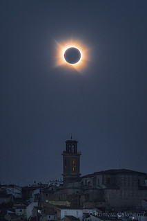 Eclipse solar y su corona (Romavi Calahorra)