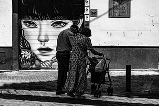 Bajo su atenta mirada (P.P.Sanchez)