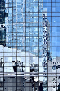 Urban reflections (bernard.saubot)
