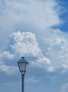 Nubes de evoluci&oacute;n diurna (Santos M. R.)