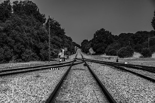 Estaci&oacute;n de la Alhondiguilla, caminos de hierro - JosCar - 160826 - 1 (10) (Jos&eacute; Carlos Cabello)