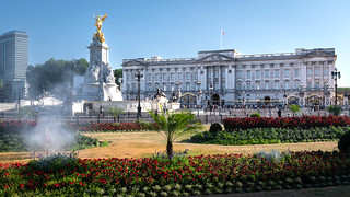 Buckingham Palace, London, England (philipwhitcombe)