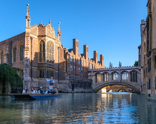 The Bridge of Sighs, The River Cam, Cambridge, England (philipwhitcombe)