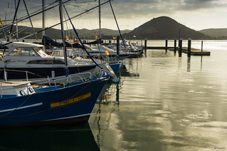 En el puerto (Manuel C G)