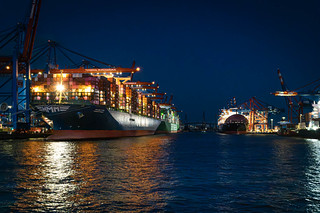 Hamburg Harbour, Germany (philipwhitcombe)
