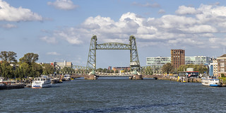 Puente Koninginnebrug (lebeauserge.es)