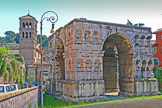 Arco de Giano y San Giorgio in Velabro - Roma. (Luis M&ordf; Lainsa)