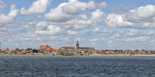A los pies de Volendam (lebeauserge.es)
