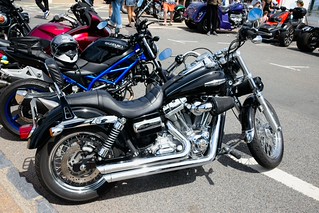Harley Davidson Super Glide. (r.zenon)