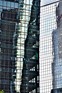 Urban reflections (bernard.saubot)