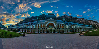 Estaci&oacute;n internacional de Canfranc - Canfranc International Railway Station (danielfi)