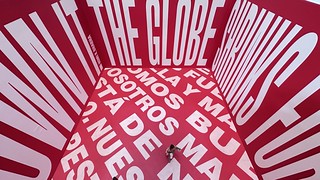The globe shrinks for those who own it. (ironde)