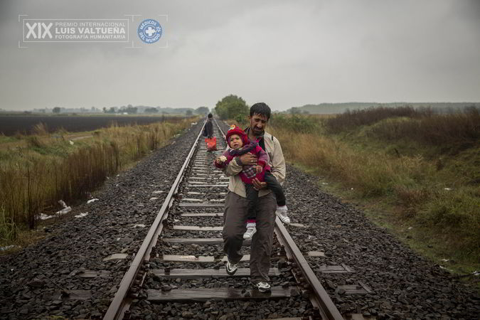 Fotografía Humanitaria Luis Valtueña, Olmo Calmo, serie Supervivientes en busca de refugio