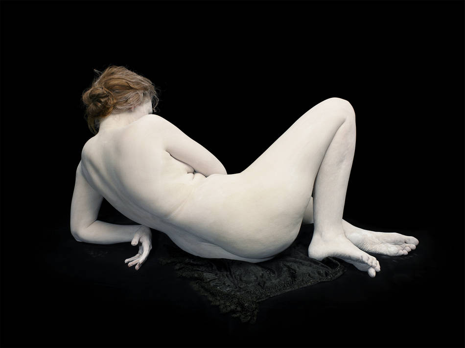 Nadav Kander, Audrey with toes and wrist bent, 2011. Courtesy of the artist Flowers Gallery