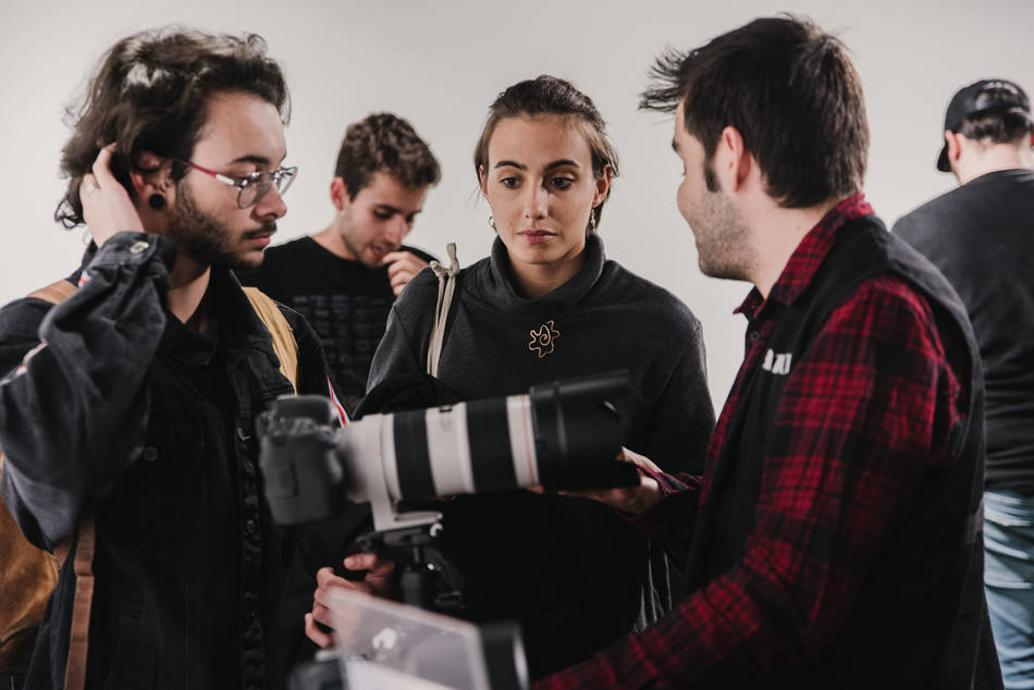 Too Many Flash, Asistentes en el stand de Canon