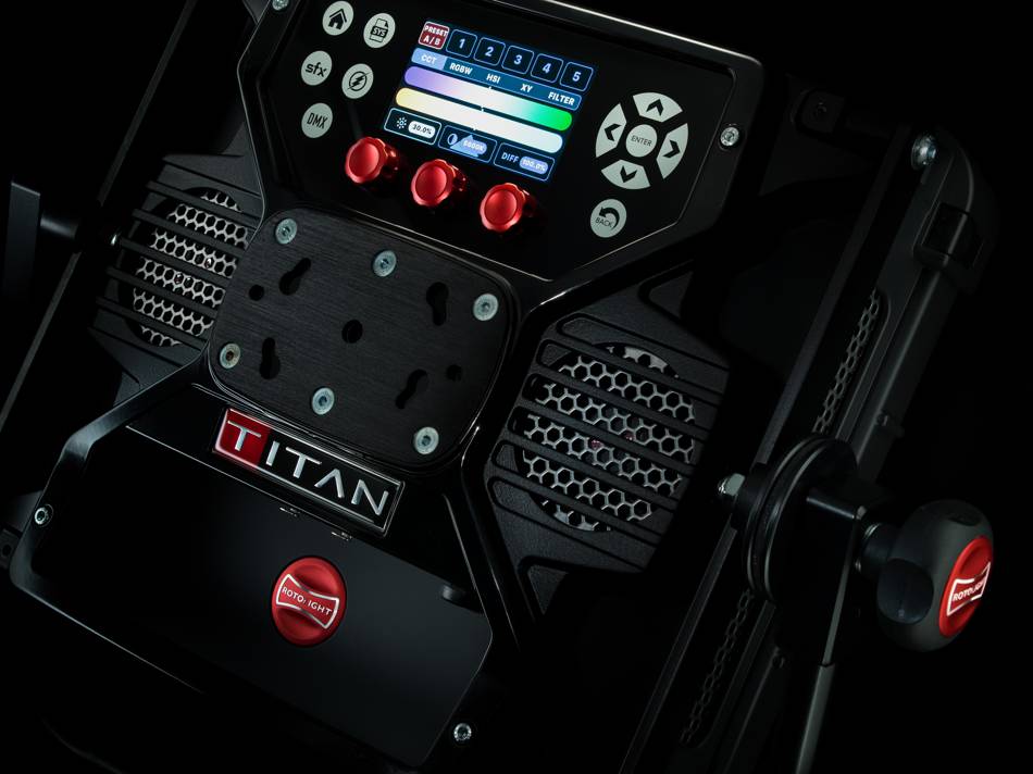 Titan X1 rear screen