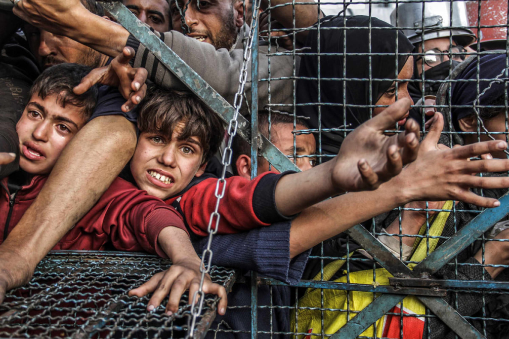 Winner_Mahmoud Issa_Siege and hunger_webres_01